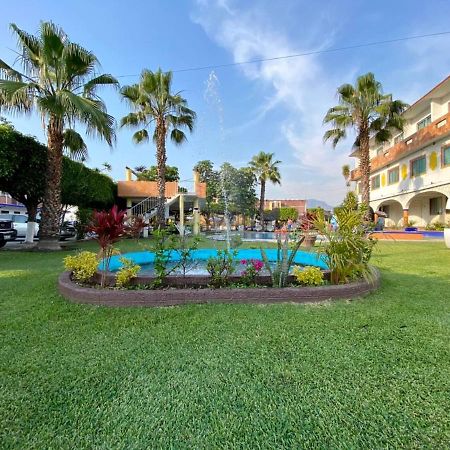 Hotel San Carlos ياوتيبيك المظهر الخارجي الصورة