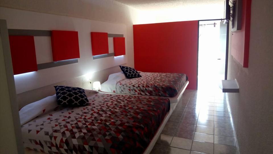 Hotel San Carlos ياوتيبيك المظهر الخارجي الصورة