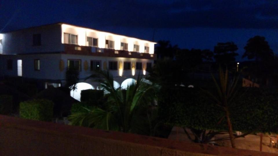 Hotel San Carlos ياوتيبيك المظهر الخارجي الصورة