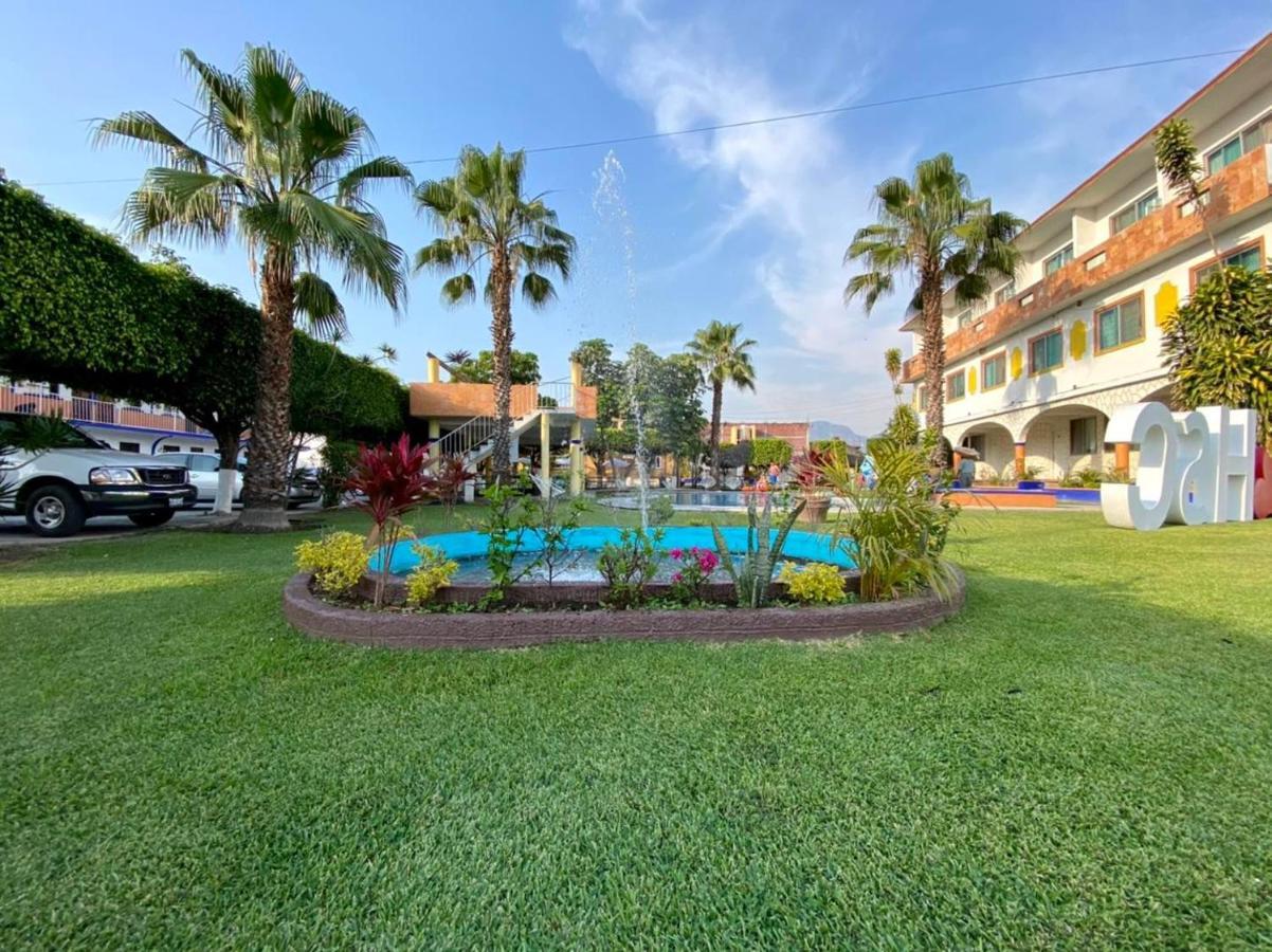 Hotel San Carlos ياوتيبيك المظهر الخارجي الصورة