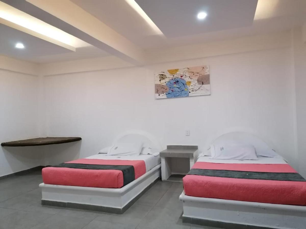 Hotel San Carlos ياوتيبيك المظهر الخارجي الصورة